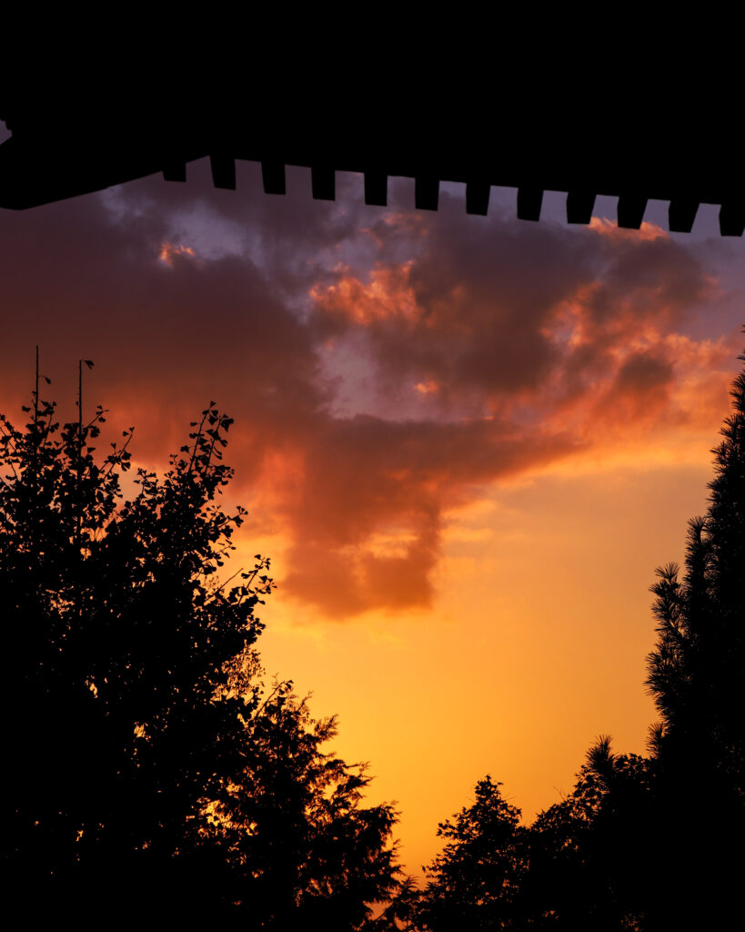 播州清水寺の夕暮れの空